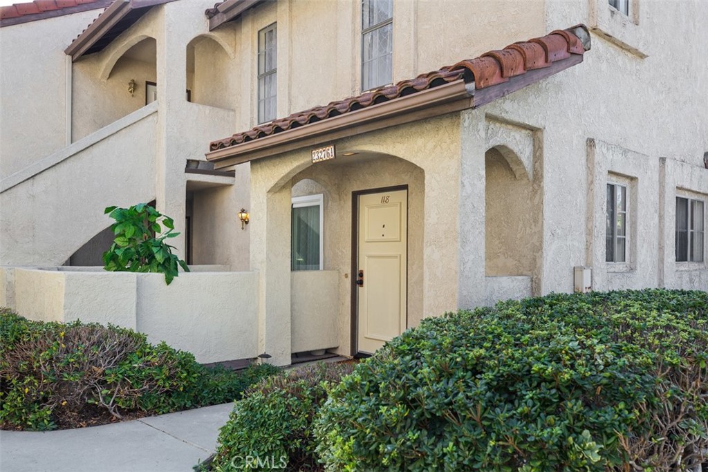 Photo 5 of 29 of 23276 La Mar A townhome