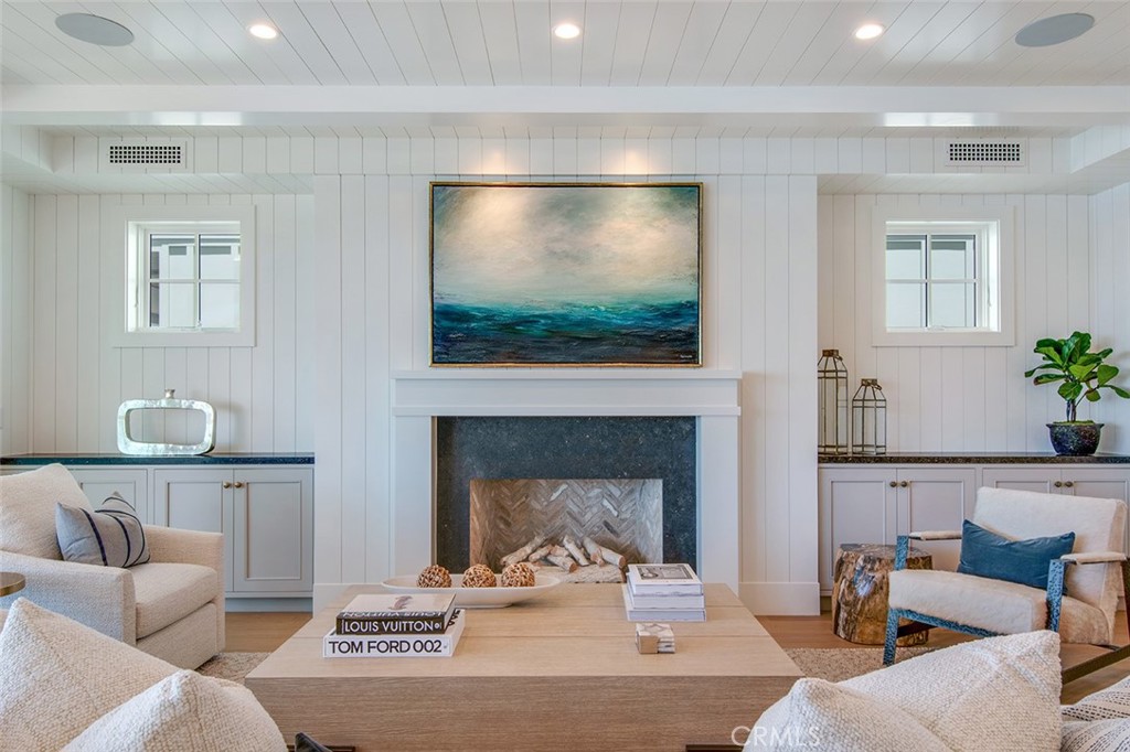 Lido Island (LIDO) - Residential