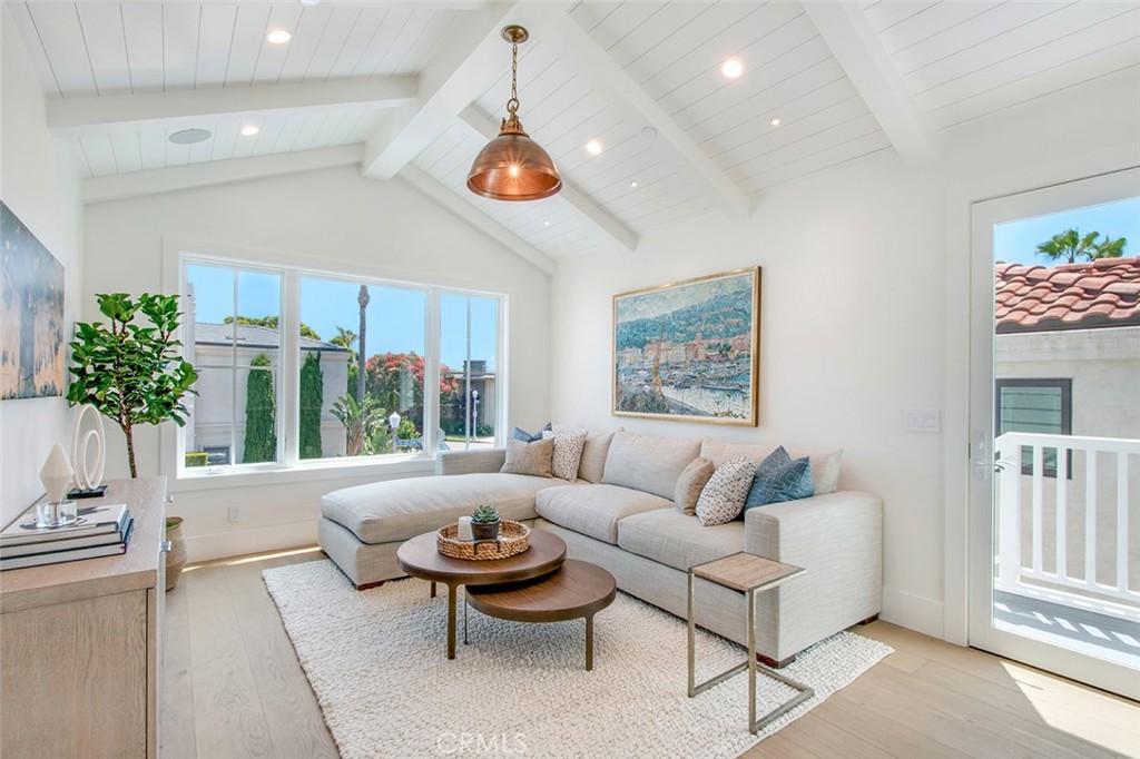 Lido Island (LIDO) - Residential