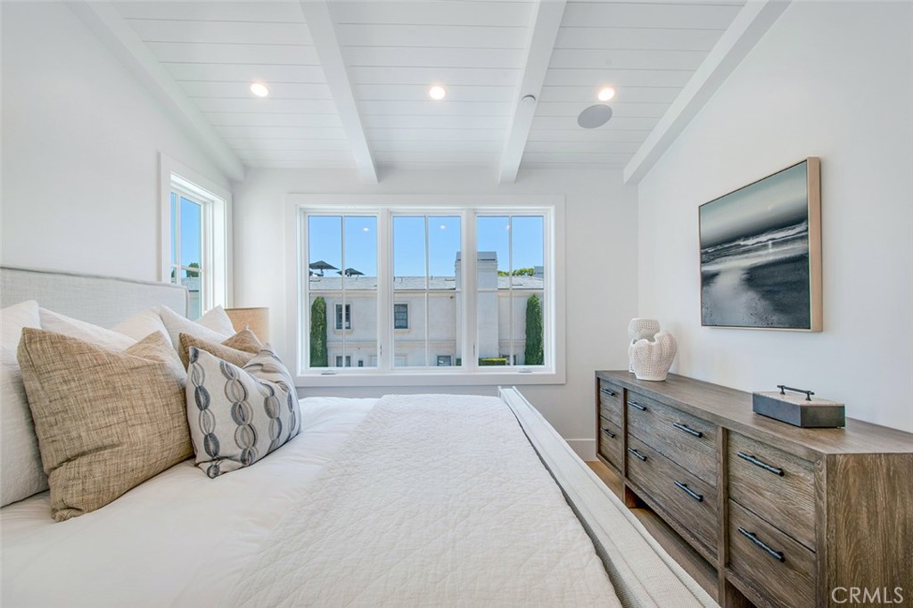 Lido Island (LIDO) - Residential