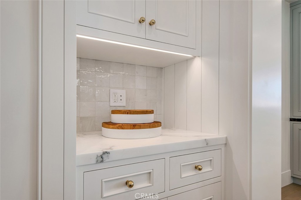 Lido Island (LIDO) - Residential