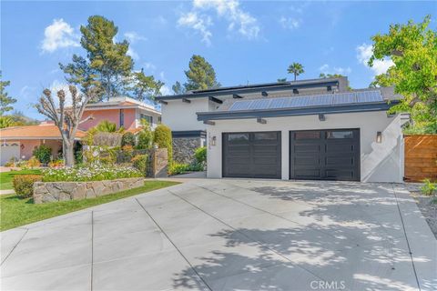 A home in Porter Ranch