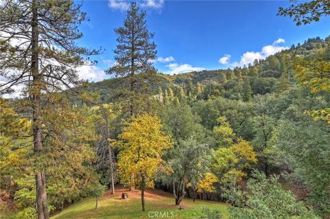 A home in Crestline