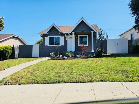 A home in Inglewood