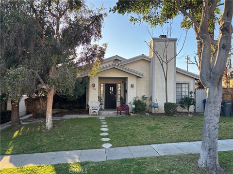 Photo of 1965 Saint Louis Avenue, Signal Hill, CA 90755 (MLS # PW25040571) Photo of 1965 Saint Louis Avenue, Signal Hill, CA 90755 (MLS # PW25040571)