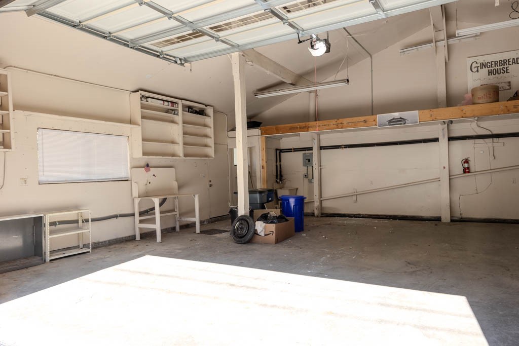 Green Valley Lake (GVLK) - Residential