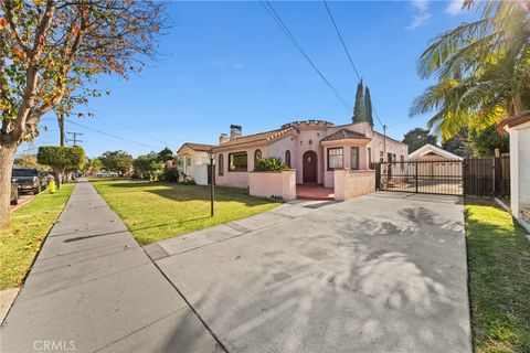 A home in Huntington Park