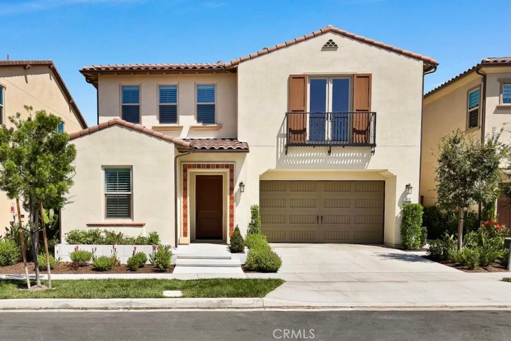listing image 130726398260800257153
