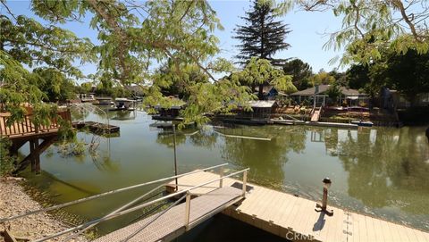 A home in Clearlake Oaks