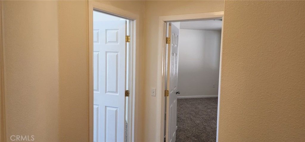 listing image 130725624794365922150