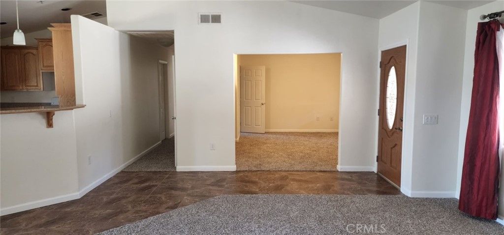 listing image 130721925422955927619