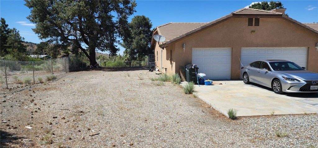 listing image 130729043483341211761