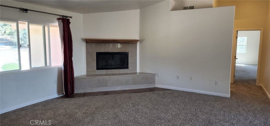 listing image 130725281301568487849