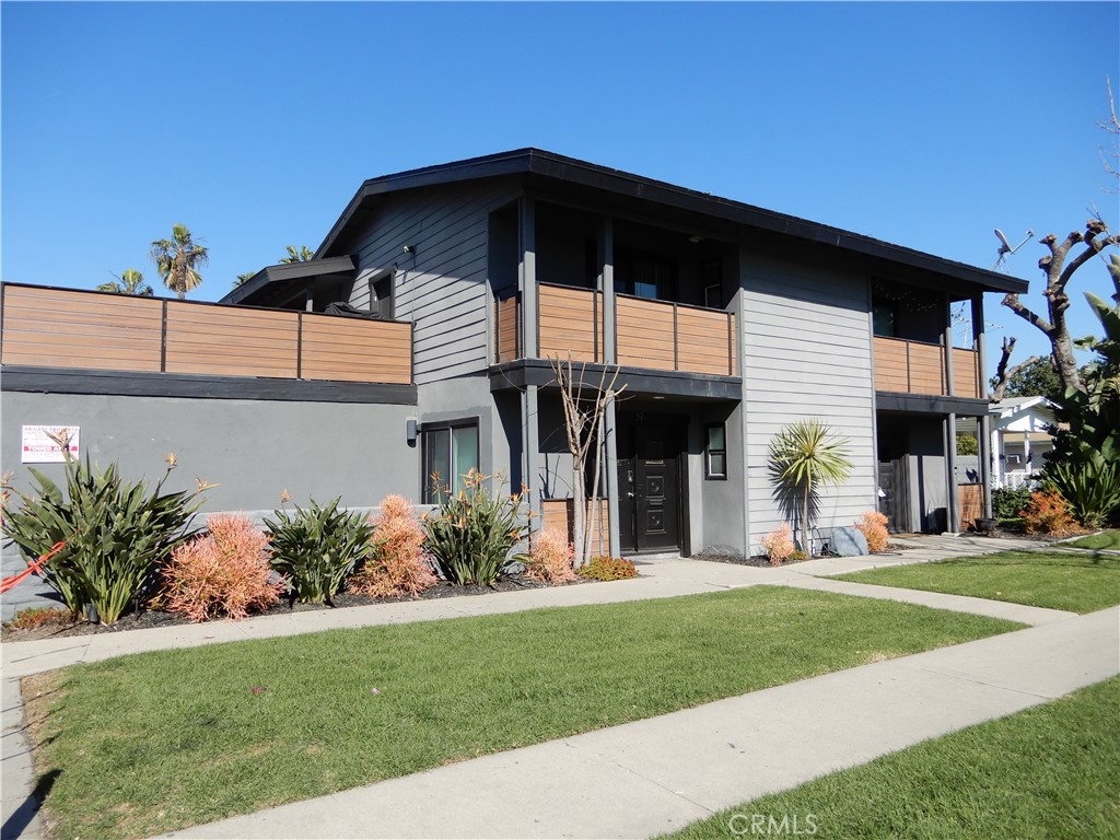 ,Los Alamitos - Residential Income