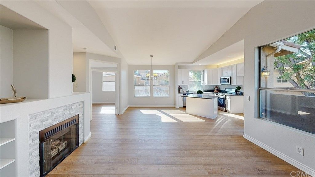 listing image 130720996586467058506