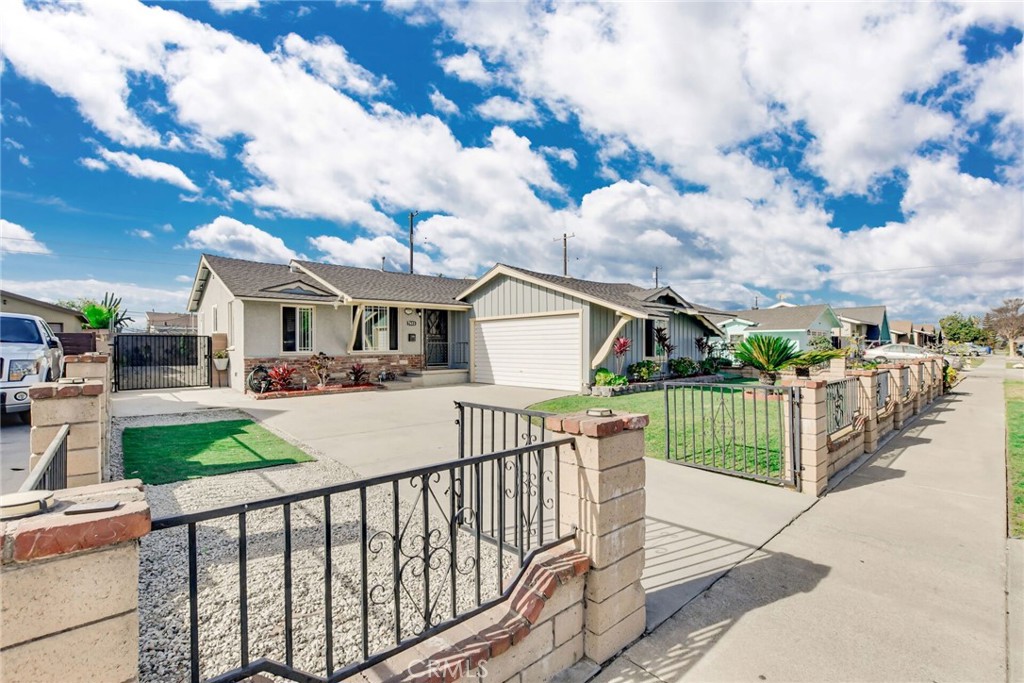 7611 El Chaco Drive