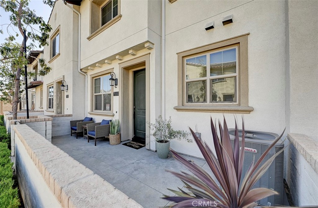 386 Sunrise Lane