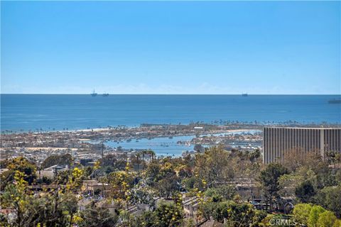 A home in Corona Del Mar