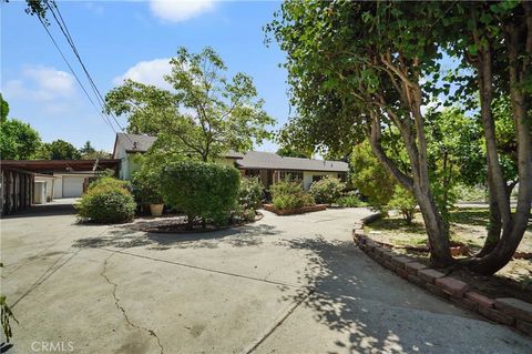 A home in Reseda