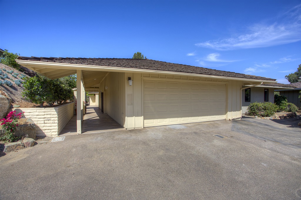 Detached, single Level, Extremely private & quiet Cul de sac. Convenient in-town location able to walk to everything. Completely updated, painted- 4 beds, 2.5 baths, walk in closets, lite & brite living room & Dining Room. Gated, multiple patios, 2 car attached garage, Turn-Key. This is truly a Leave the car at home Lifestyle - skip into town - or drive your Golf Cart. Avail close to Sept 1 Neighborhoods: covenant Sewer: Sewer Connected