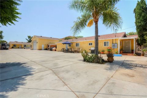4320 Ambs Drive Riverside CA 92505