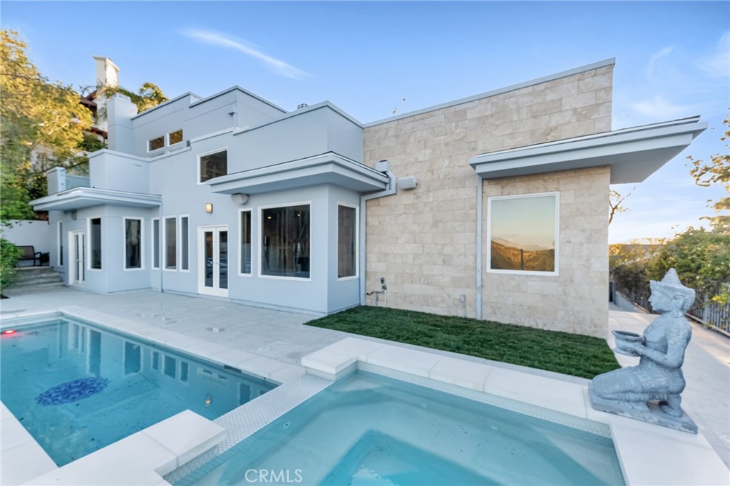 3410 Ivy Trail
