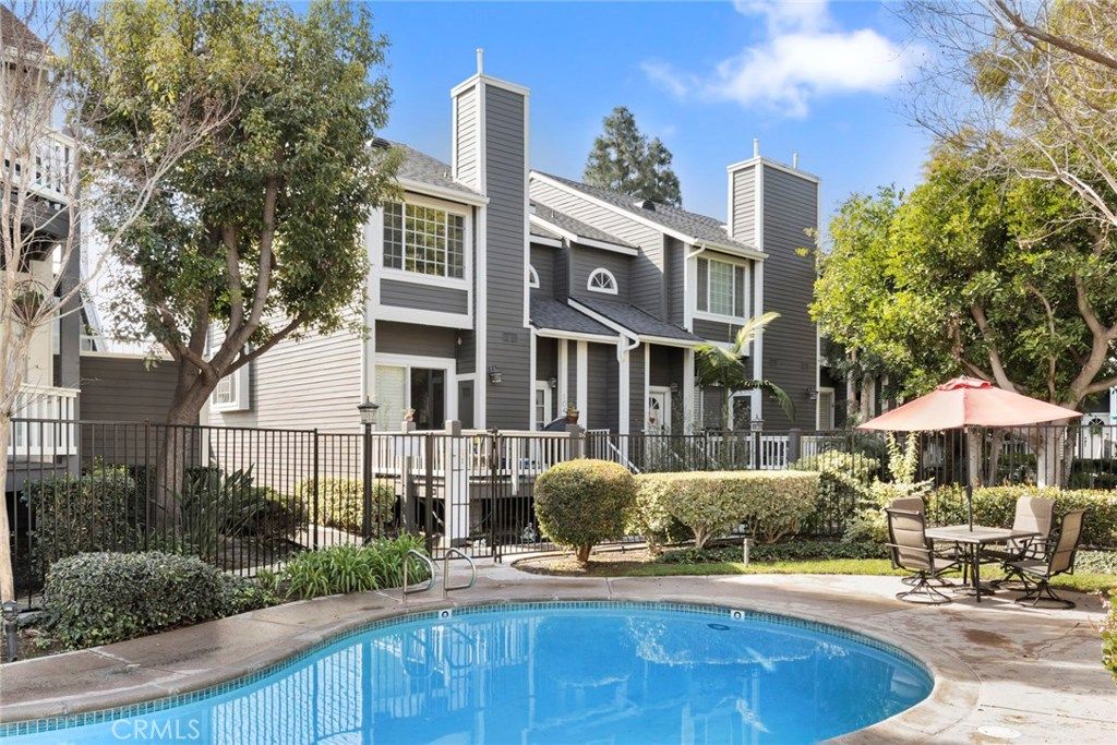 listing image 130728149345518339532