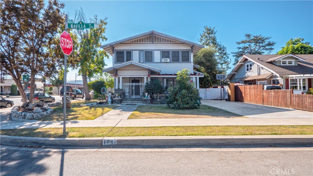 174 E Navilla Place