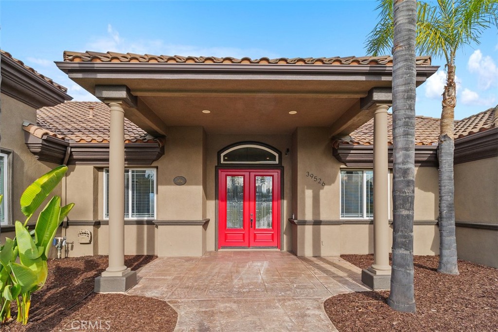 39526 Calle Cabernet