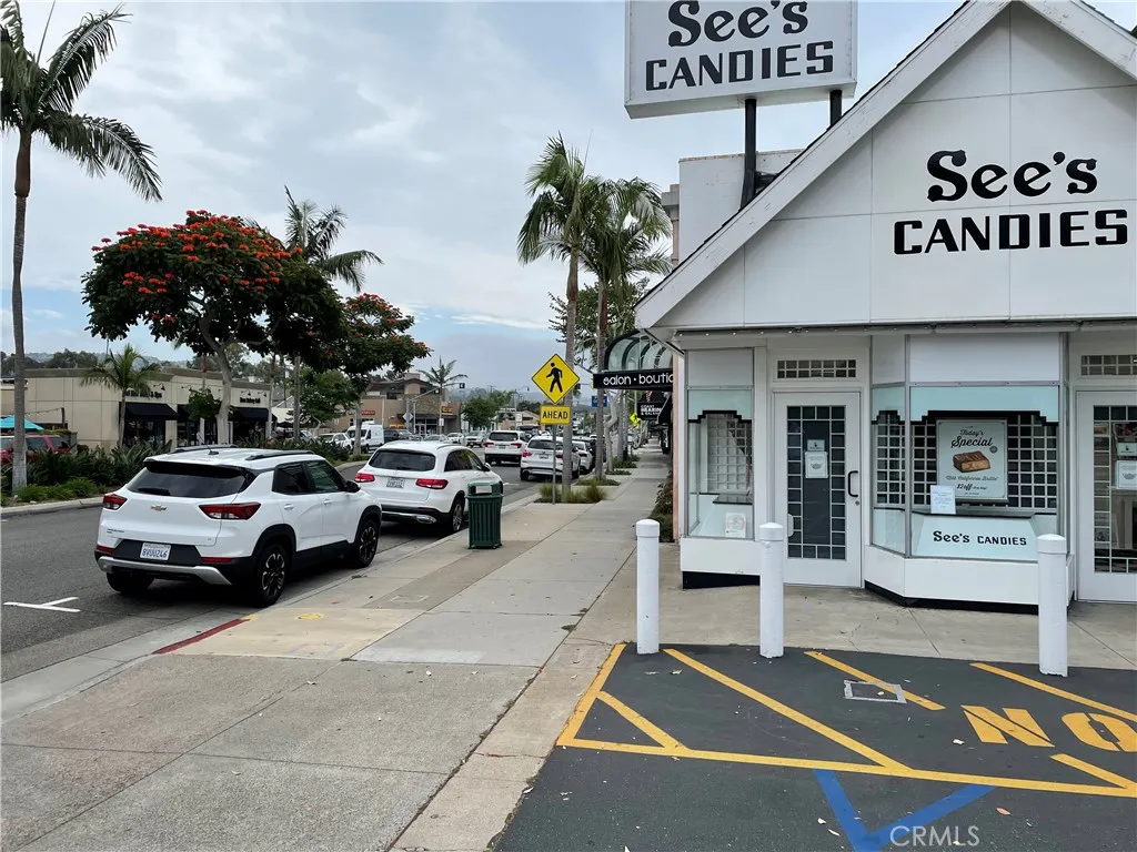 Corona del Mar, California 92625, United States, ,Residential,Active,44425