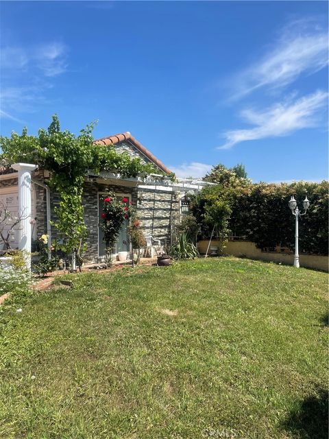 A home in Mission Hills (San Fernando)