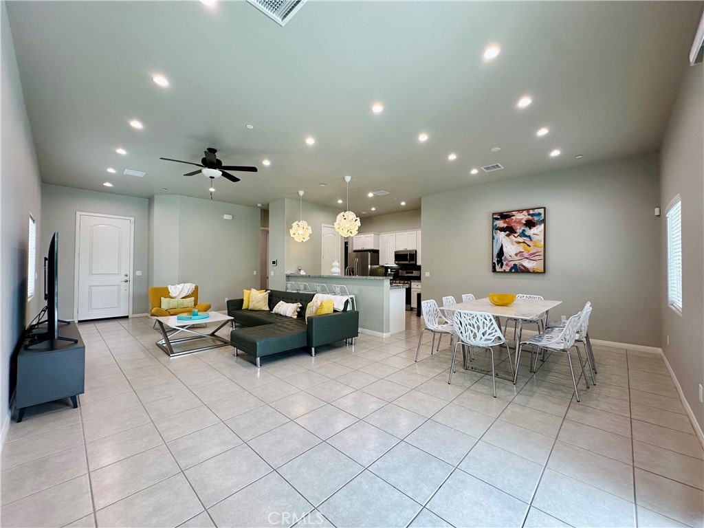 Palm Springs Highlands 3 - Residential Lease