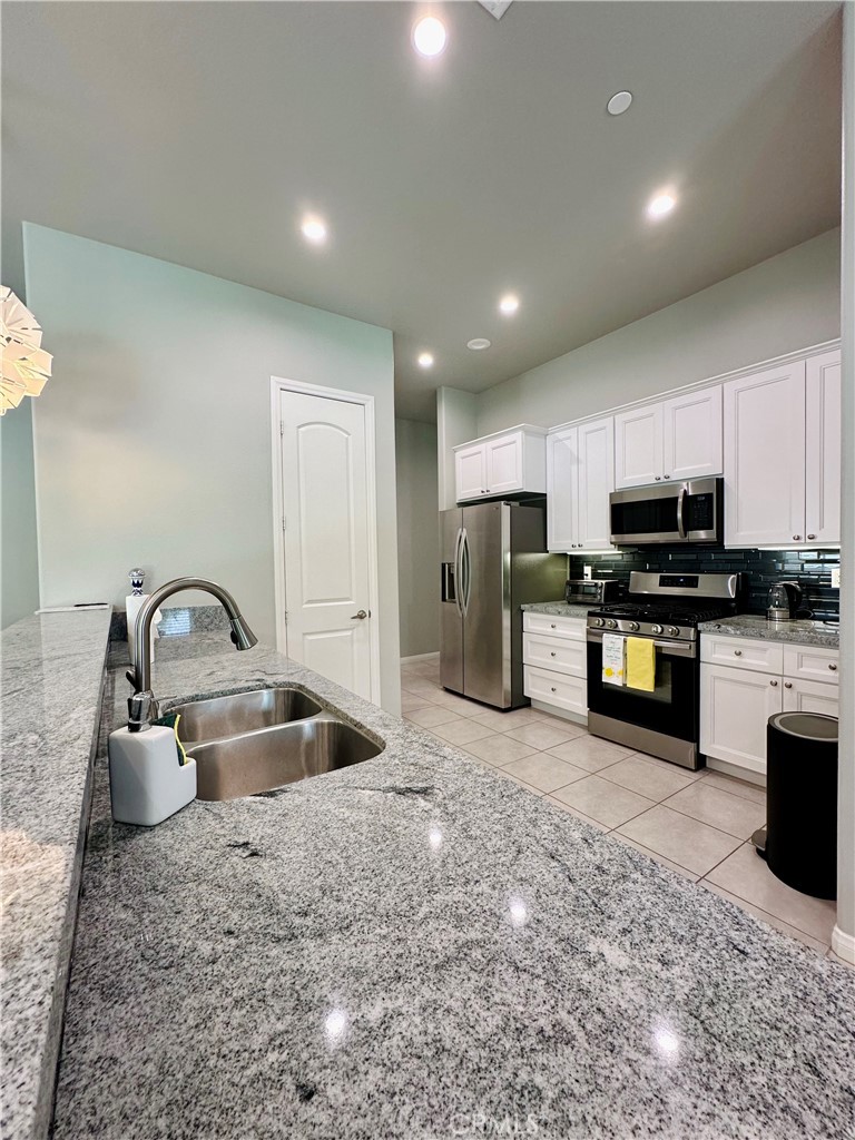 Palm Springs Highlands 3 - Residential Lease