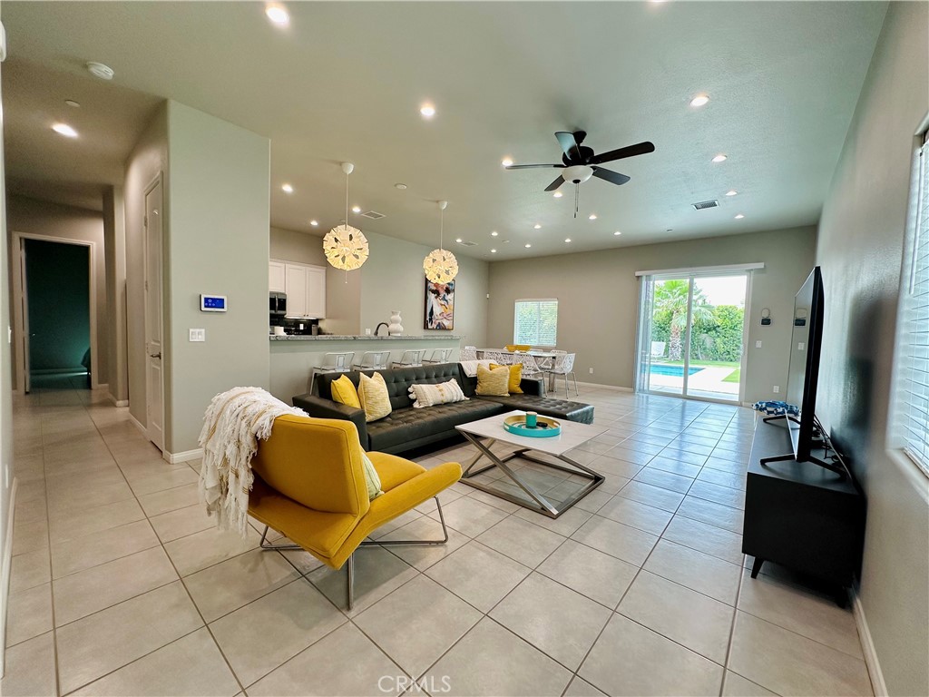 Palm Springs Highlands 3 - Residential Lease