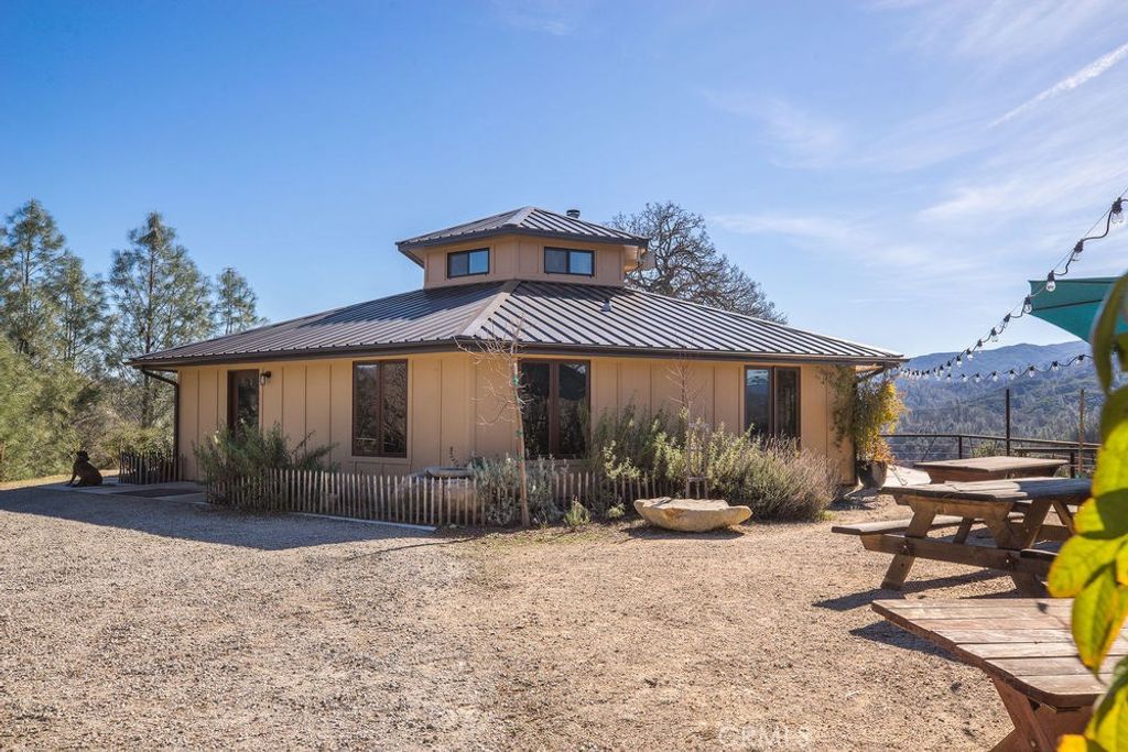 listing image 130726466078846041284