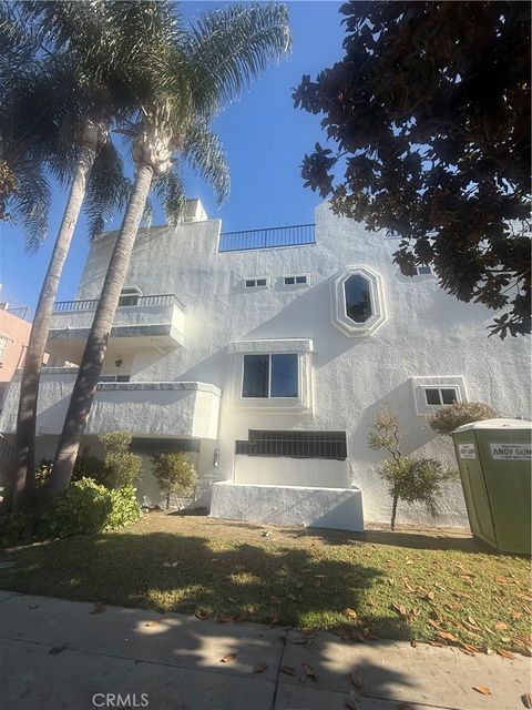 A home in North Hollywood