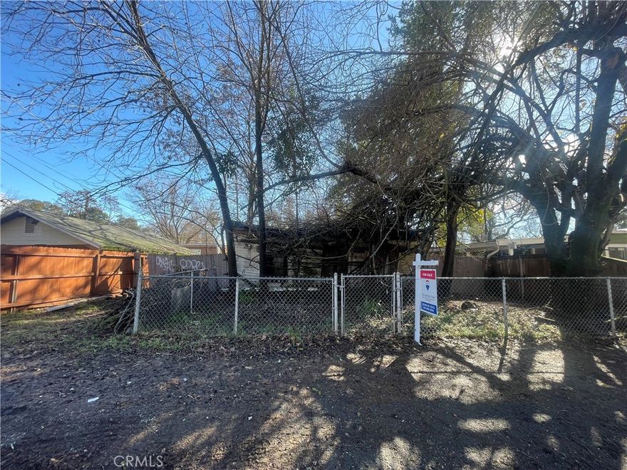 Calling all investors! Seize this rare opportunity to own a 0.14-acre lot in the heart of downtown Chico! Nestled in a fantastic location, this property is brimming with possibilities—whether you're looking to build your dream home or make a smart investment in a rapidly growing area. With plans for a manufactured home already completed, you’ll have a head start on bringing your vision to life. Imagine designing a stunning custom residence or an income-generating rental. This lot is just minutes from the city’s vibrant restaurants, charming boutiques, beautiful parks, and exciting entertainment options, making it a prime spot for those who love the convenience of downtown living. While the property does require some cleanup, its potential is undeniable. With the right vision and sweat equity, this lot can be transformed into something truly extraordinary. Don’t let this opportunity pass you by—whether you’re a builder, developer, or homeowner looking to create something special, this is your chance to invest in the heart of Chico!