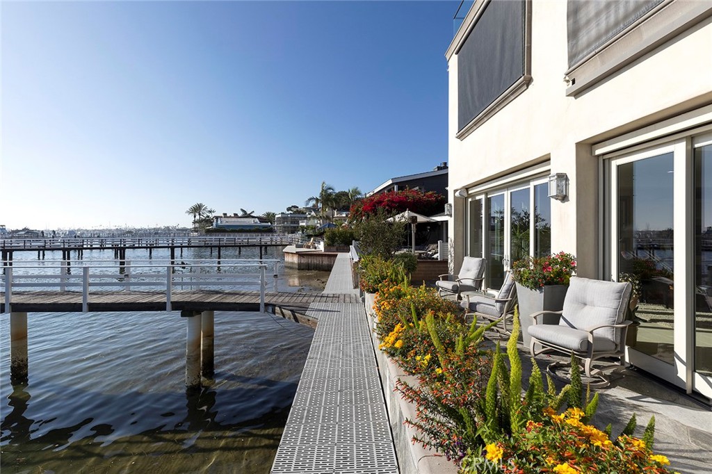 Bayside Drive Custom (BSCH) - Residential