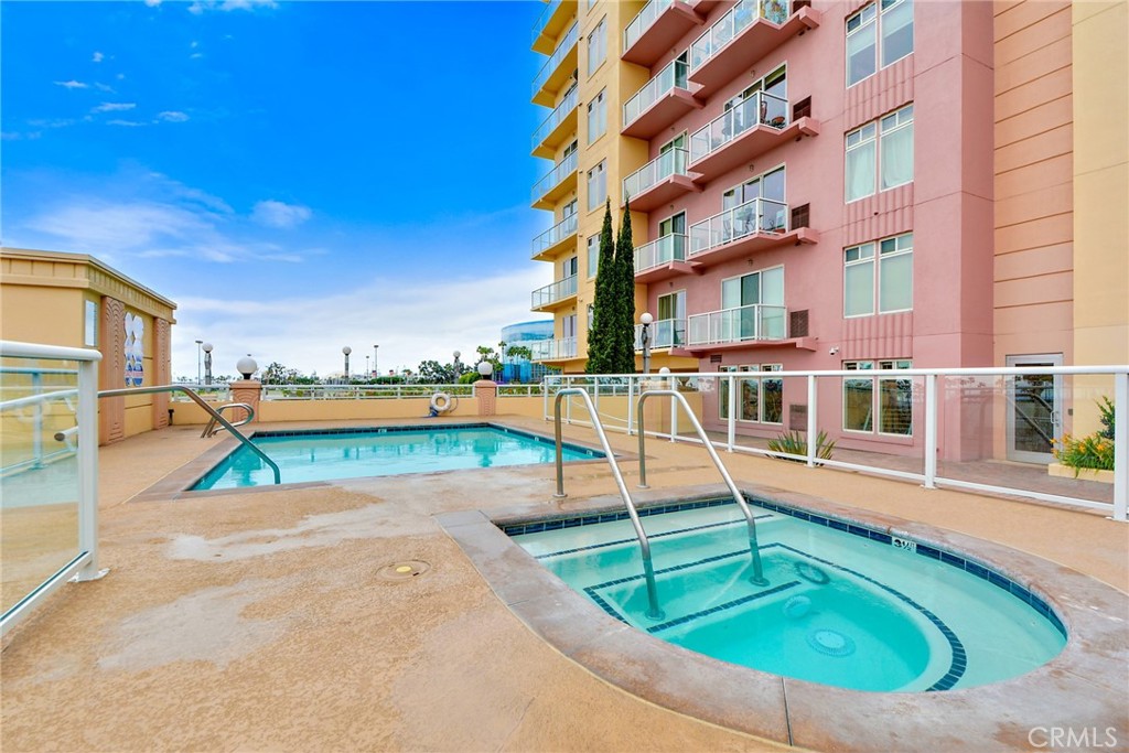 Downtown (DT) - Residential Lease