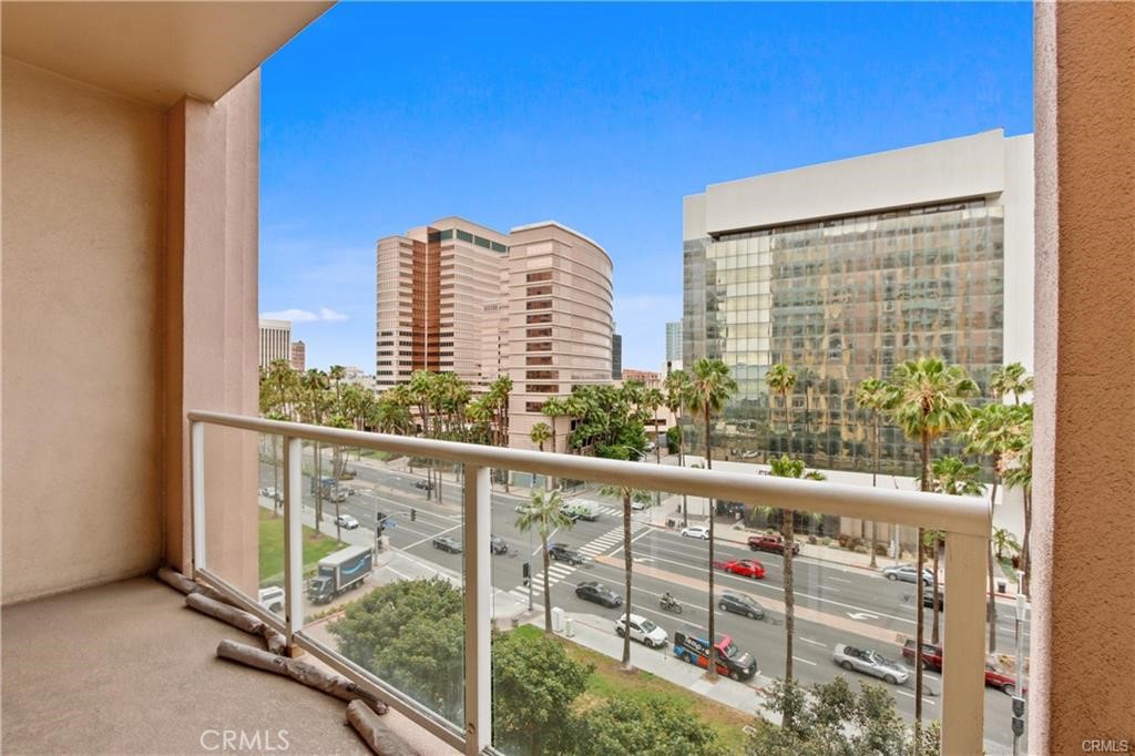 Downtown (DT) - Residential Lease