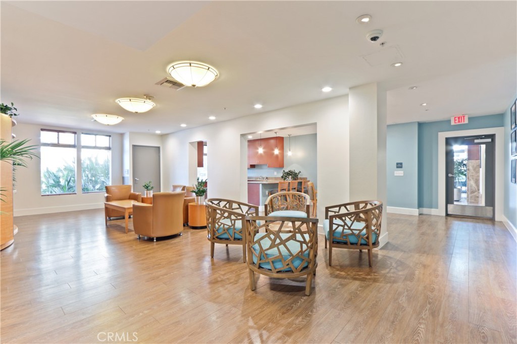 Downtown (DT) - Residential Lease