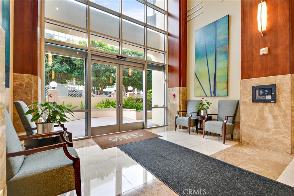 Downtown (DT) - Residential Lease