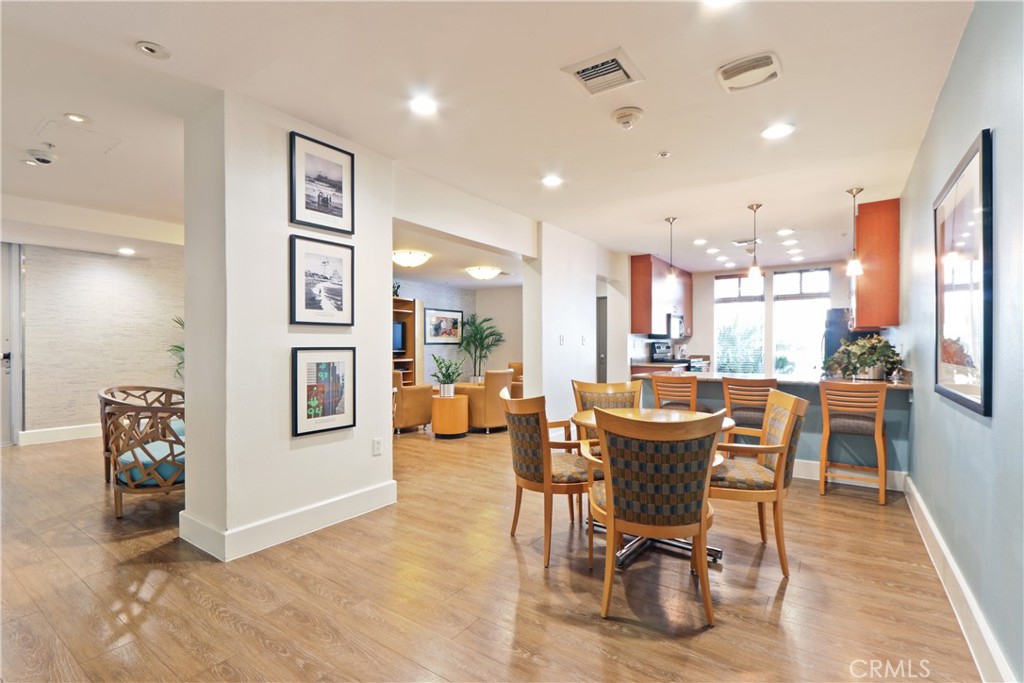 Downtown (DT) - Residential Lease