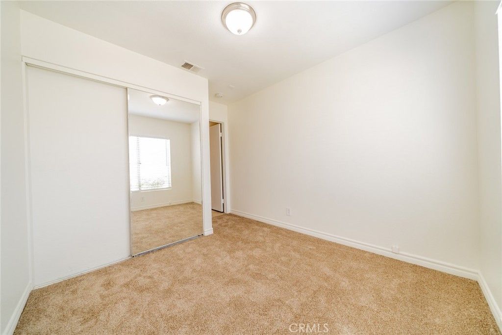 listing image 130727729087365045212
