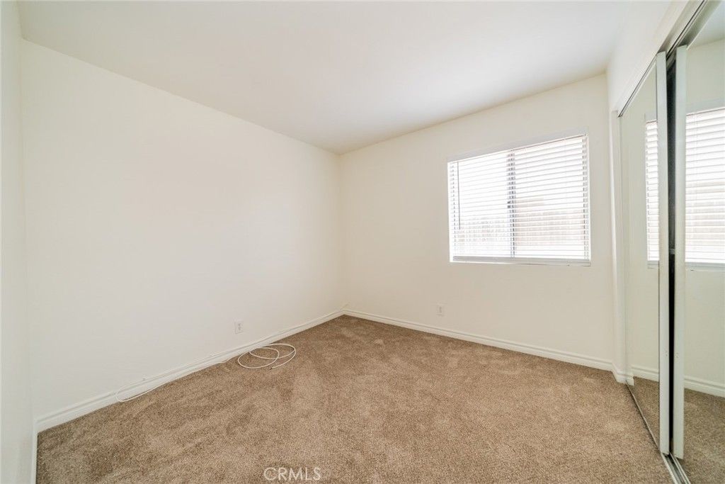 listing image 130726688532692392304