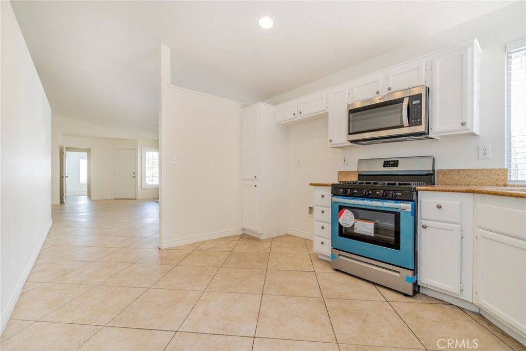 listing image 130725948159143217544