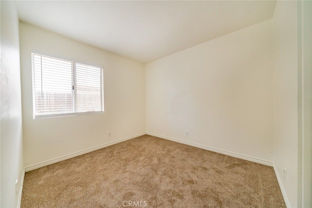 listing image 130726069120625962570