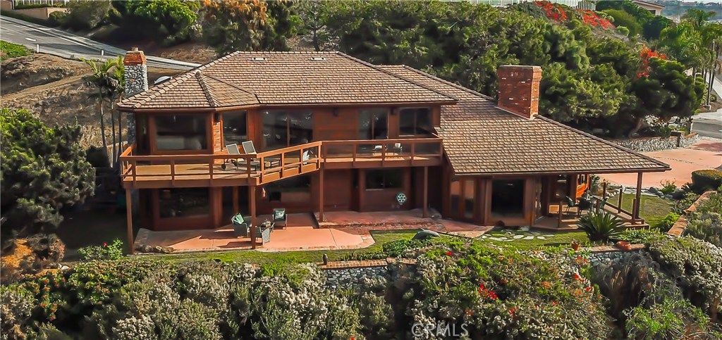 listing image 130729387397160911867