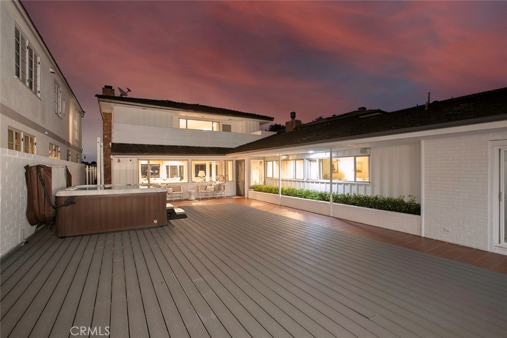 Harbor Island (HARI) - Residential