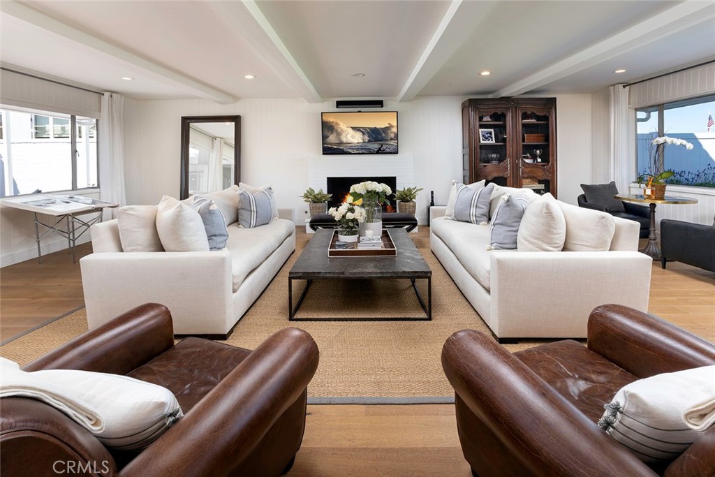 Harbor Island (HARI) - Residential